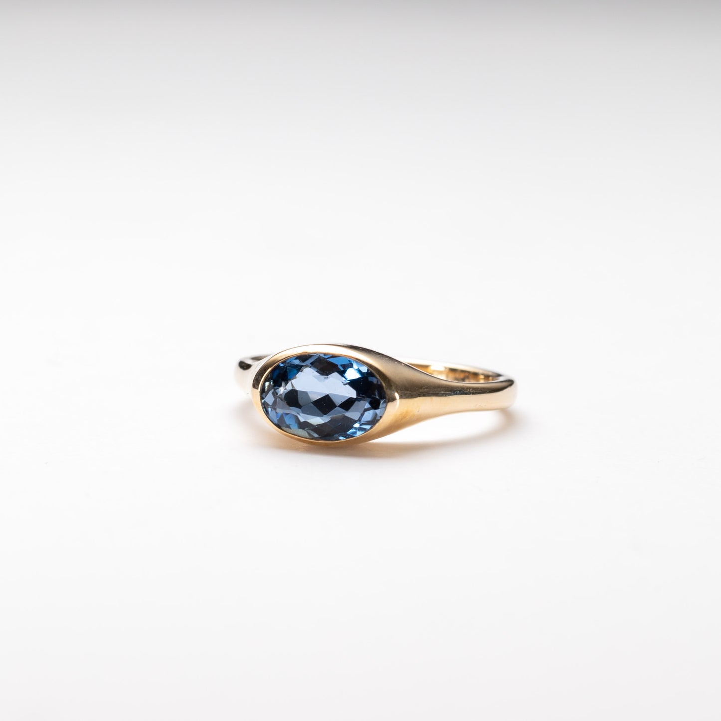 14K Aquamarine Ring