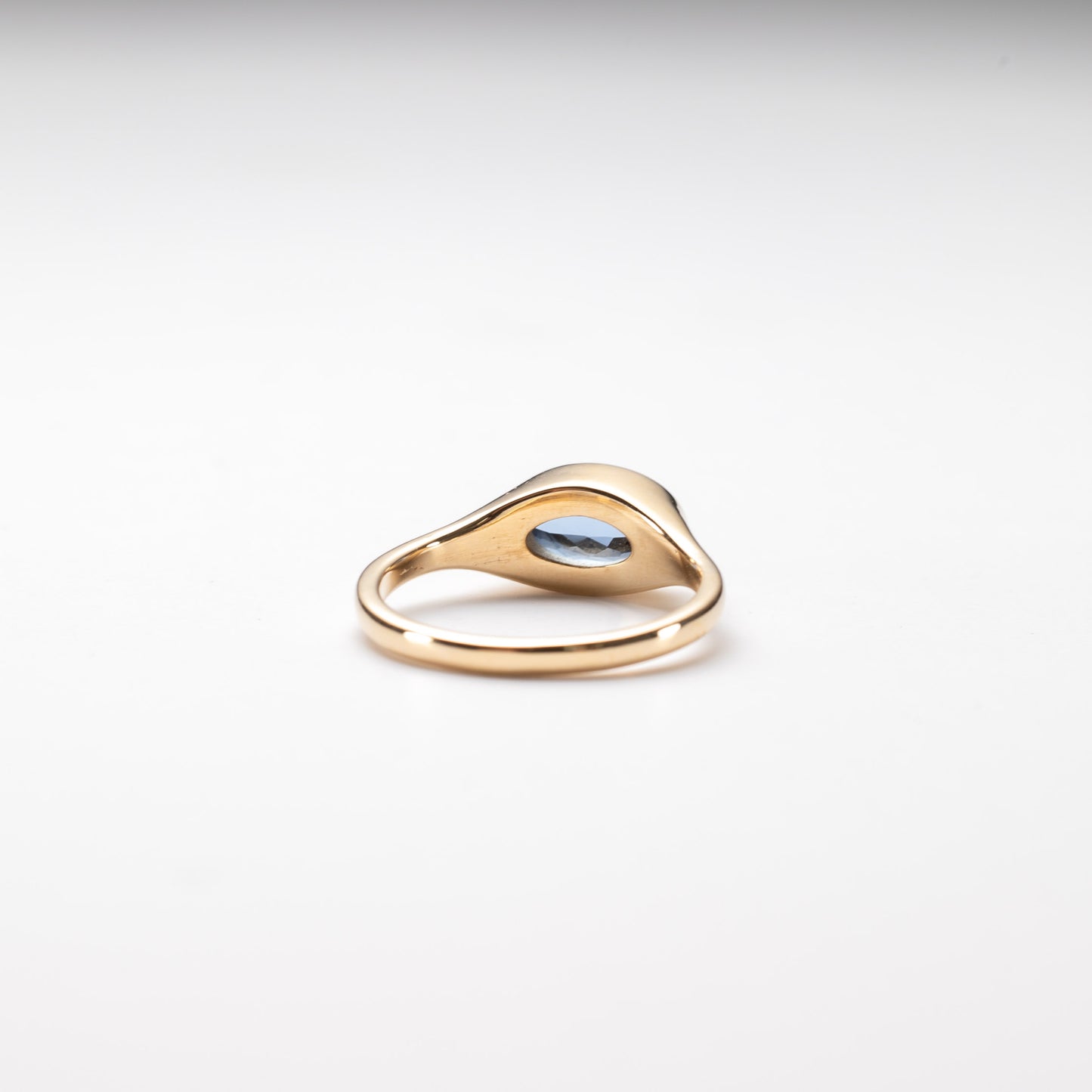14K Aquamarine Ring