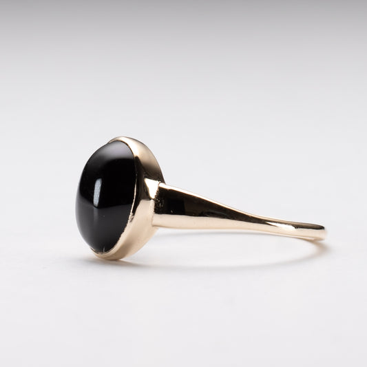 14K Gold Oval Black Onyx Ring
