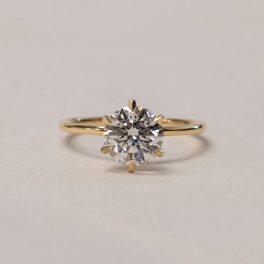 18K 2 Carat Diamond Engagement Ring