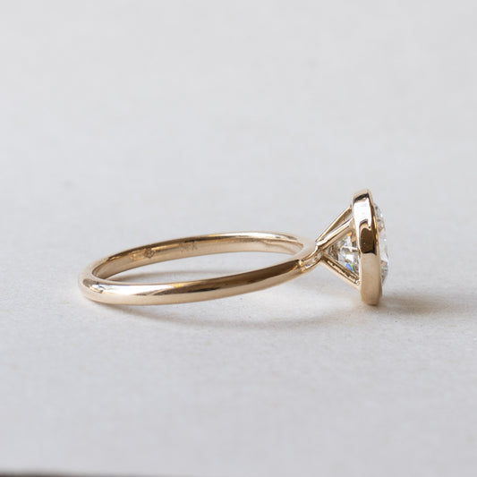 14K 2.5 Carat IGI Lab Diamond Engagement Ring