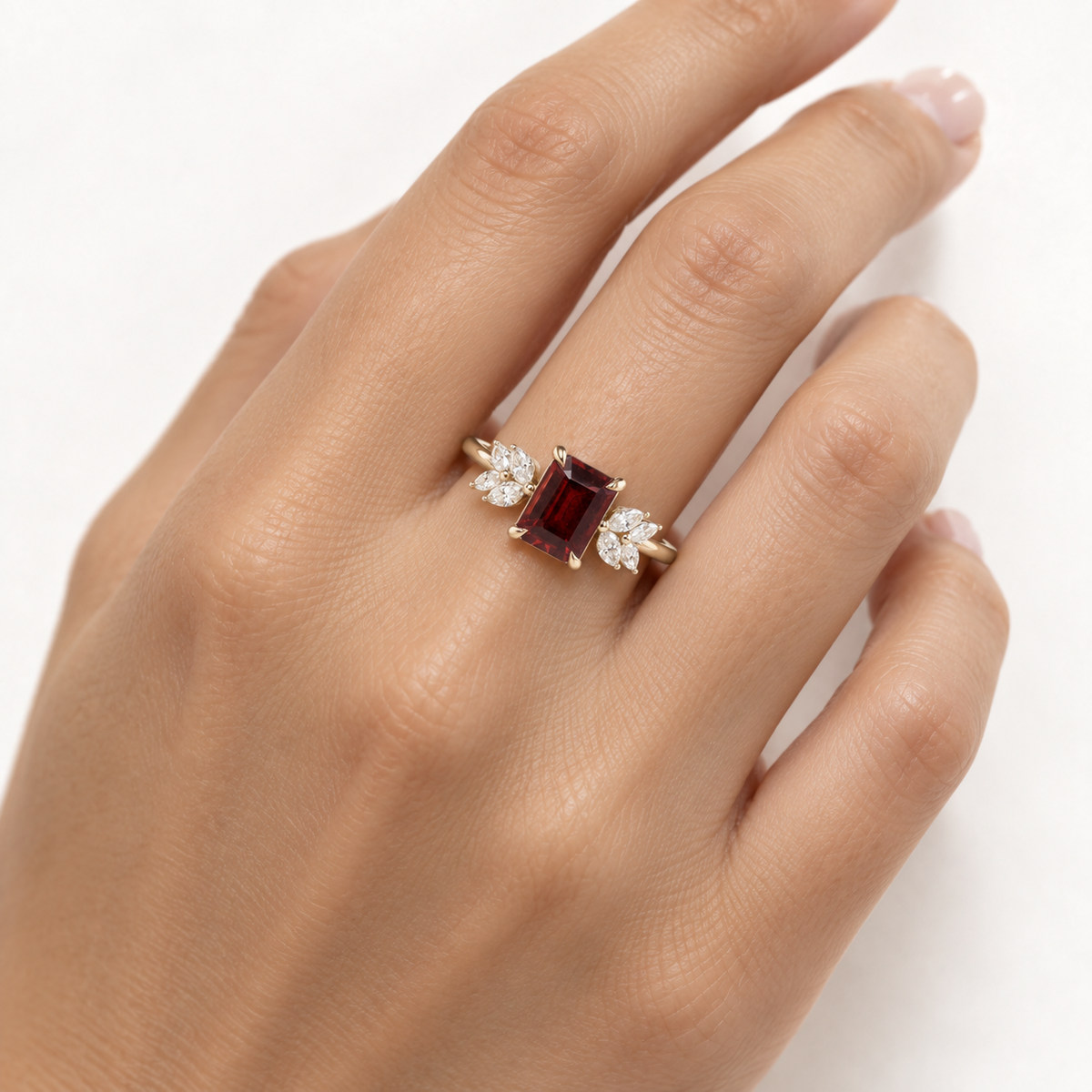 14K 1.5 Carat Garnet Diamond Ring