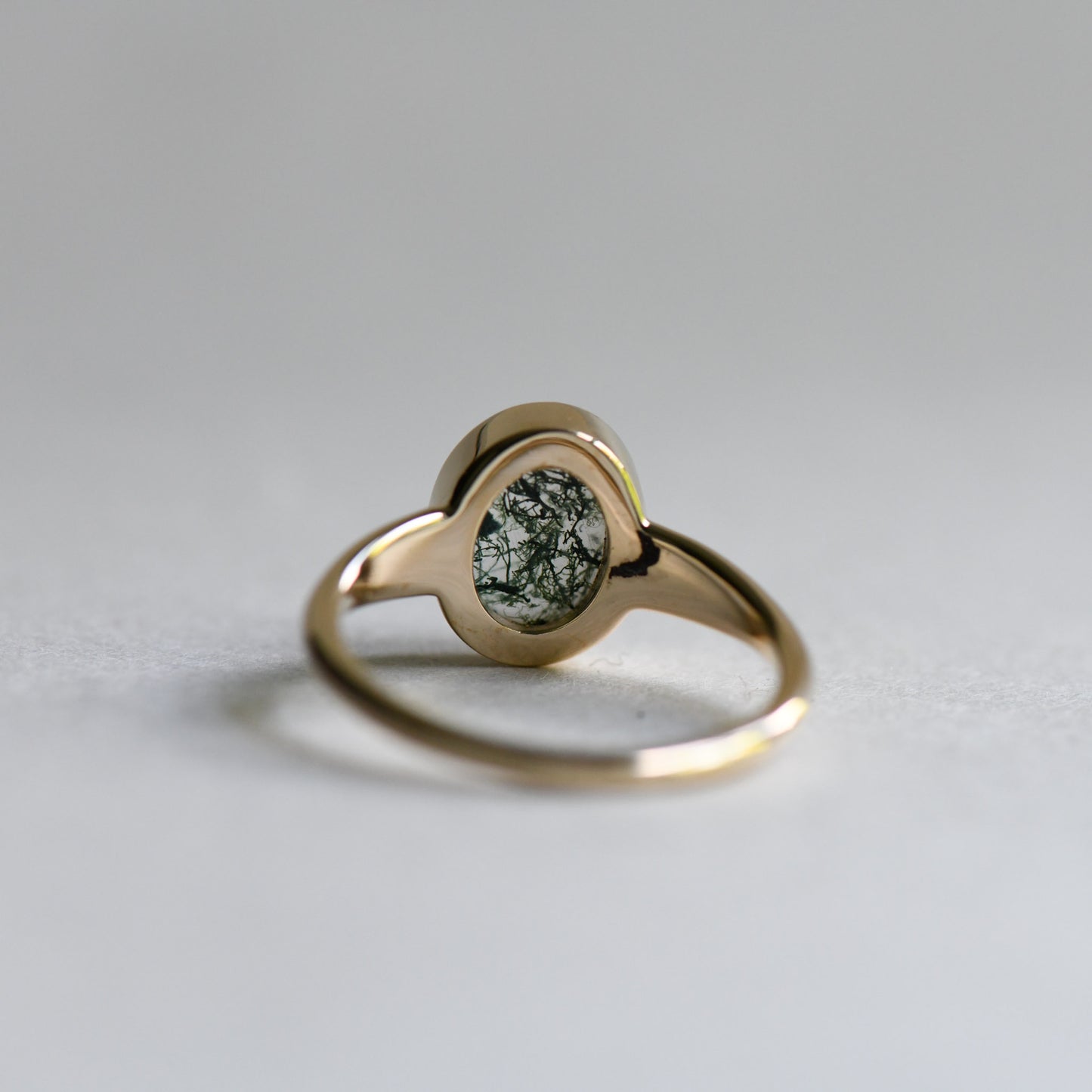 14K Moss Agate Oval Ring