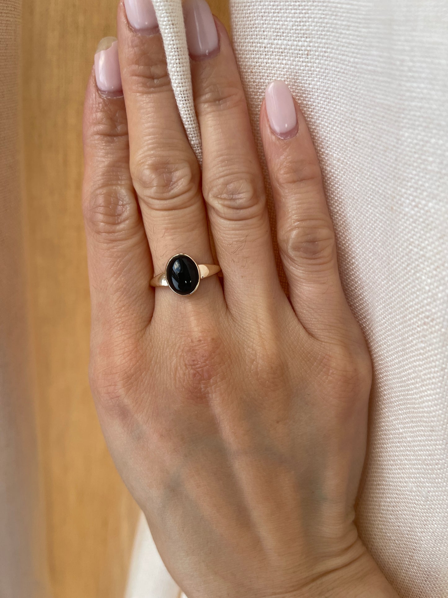 14K Gold Oval Black Onyx Ring