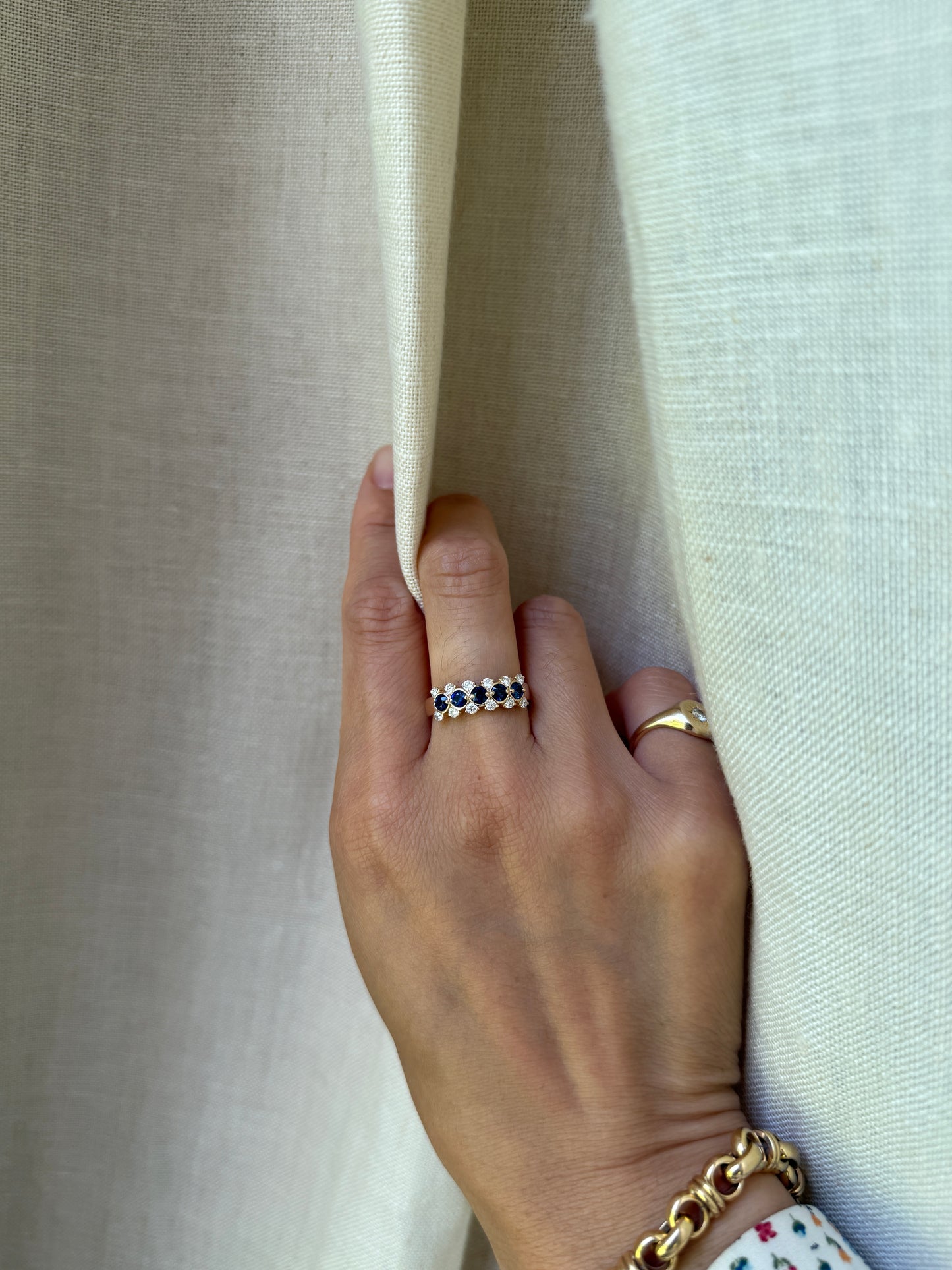 14k Sapphire Diamond Cluster Band