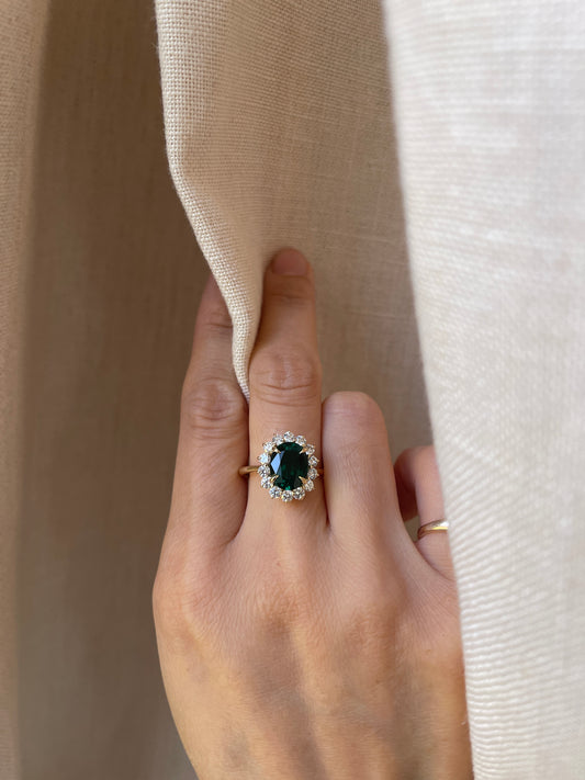 18K 2 Carat Lab Emerald Diamond Ring
