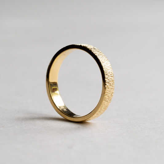 22K Tree Bark Band