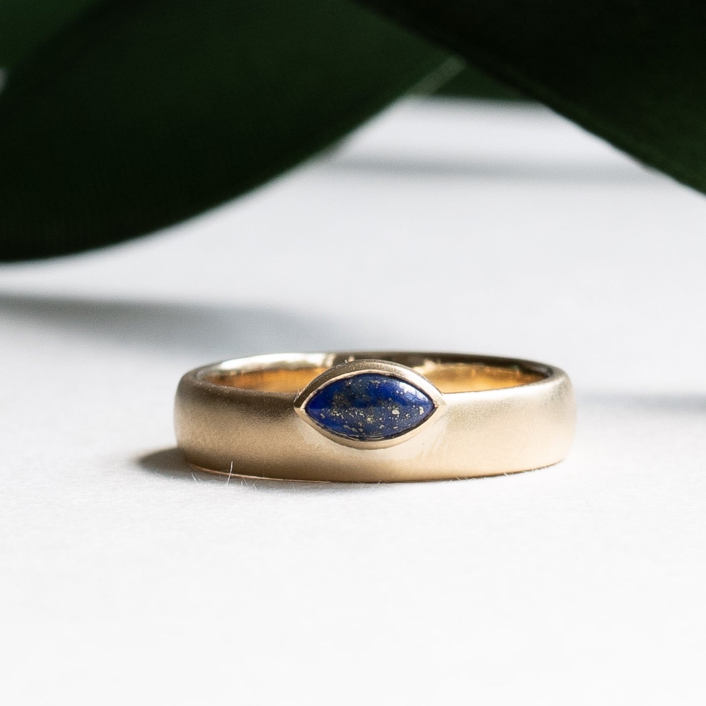 14K Lapis Band