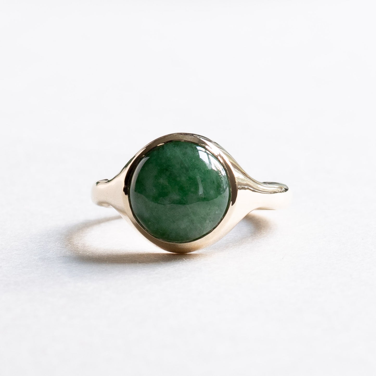 14K Round Jade Signet Ring