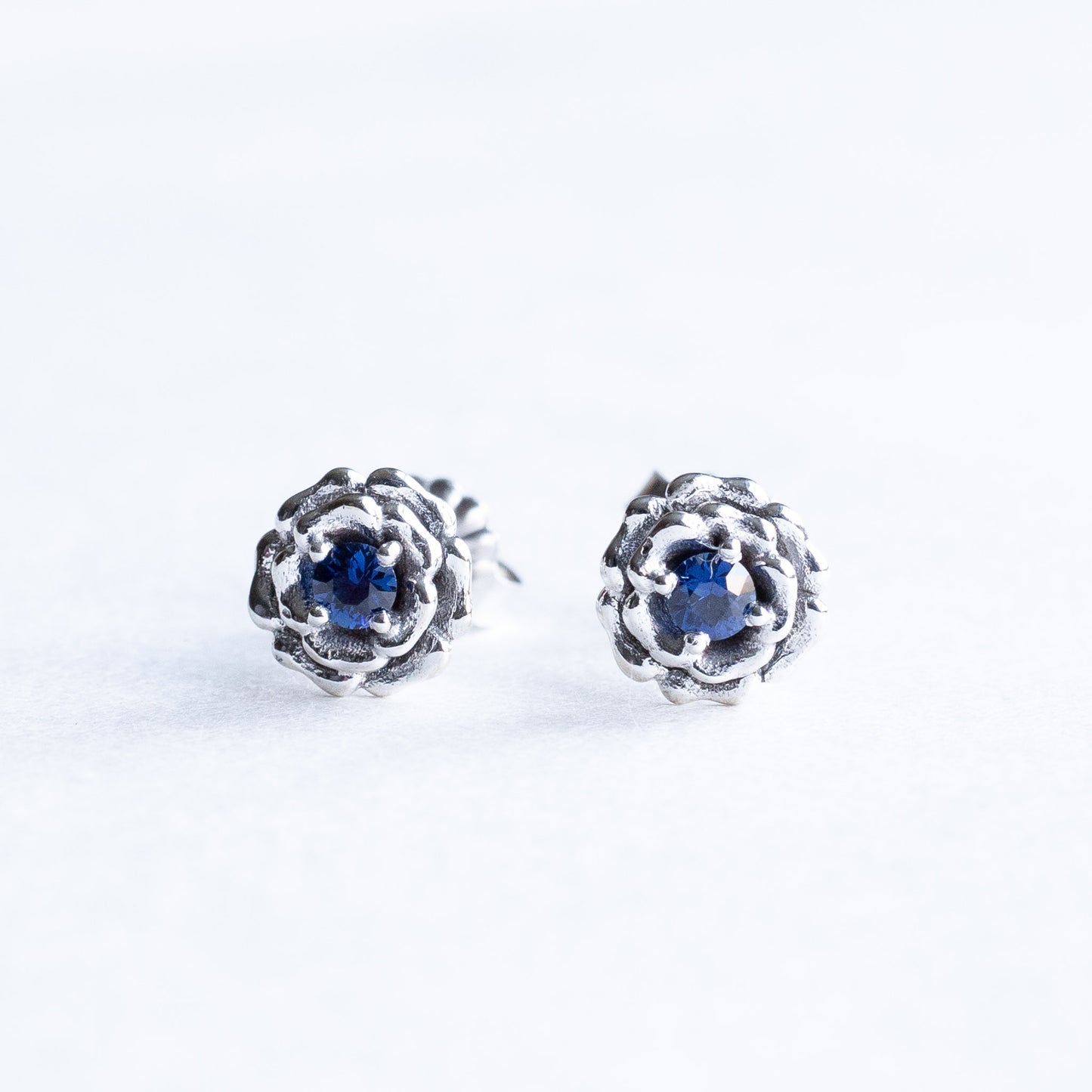 14K Sapphire Rose Studs