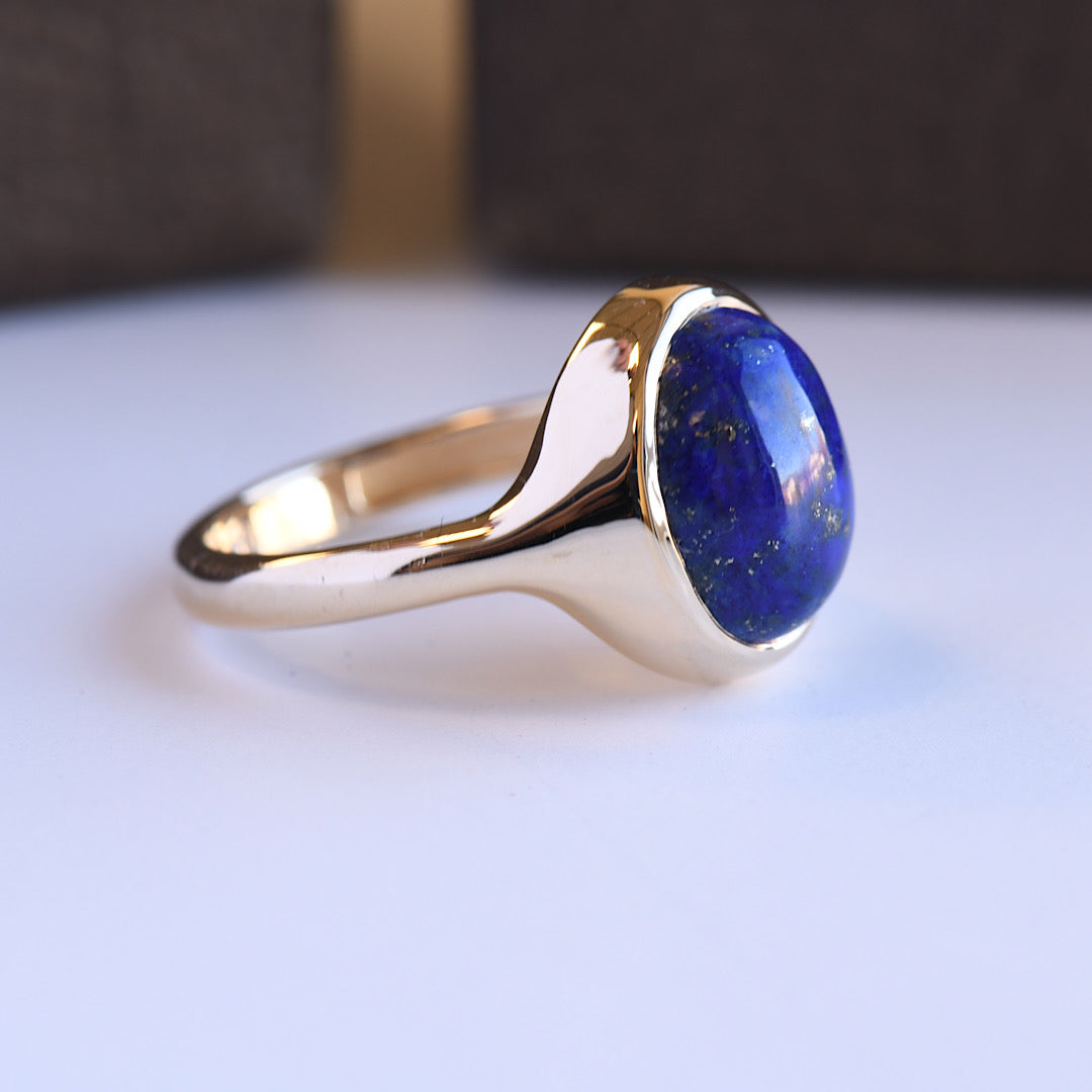 14K Lapis Lazuli Signet