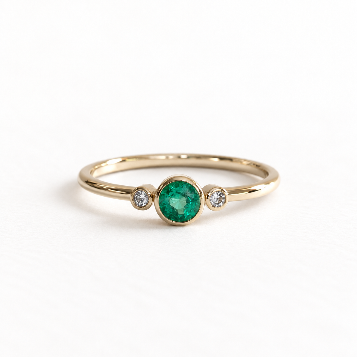 14K Round Emerald & Diamond Ring