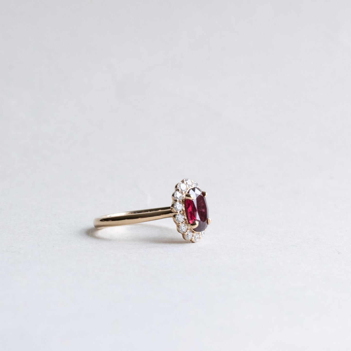 18K 1.36 CT Ruby Diamond Halo Ring