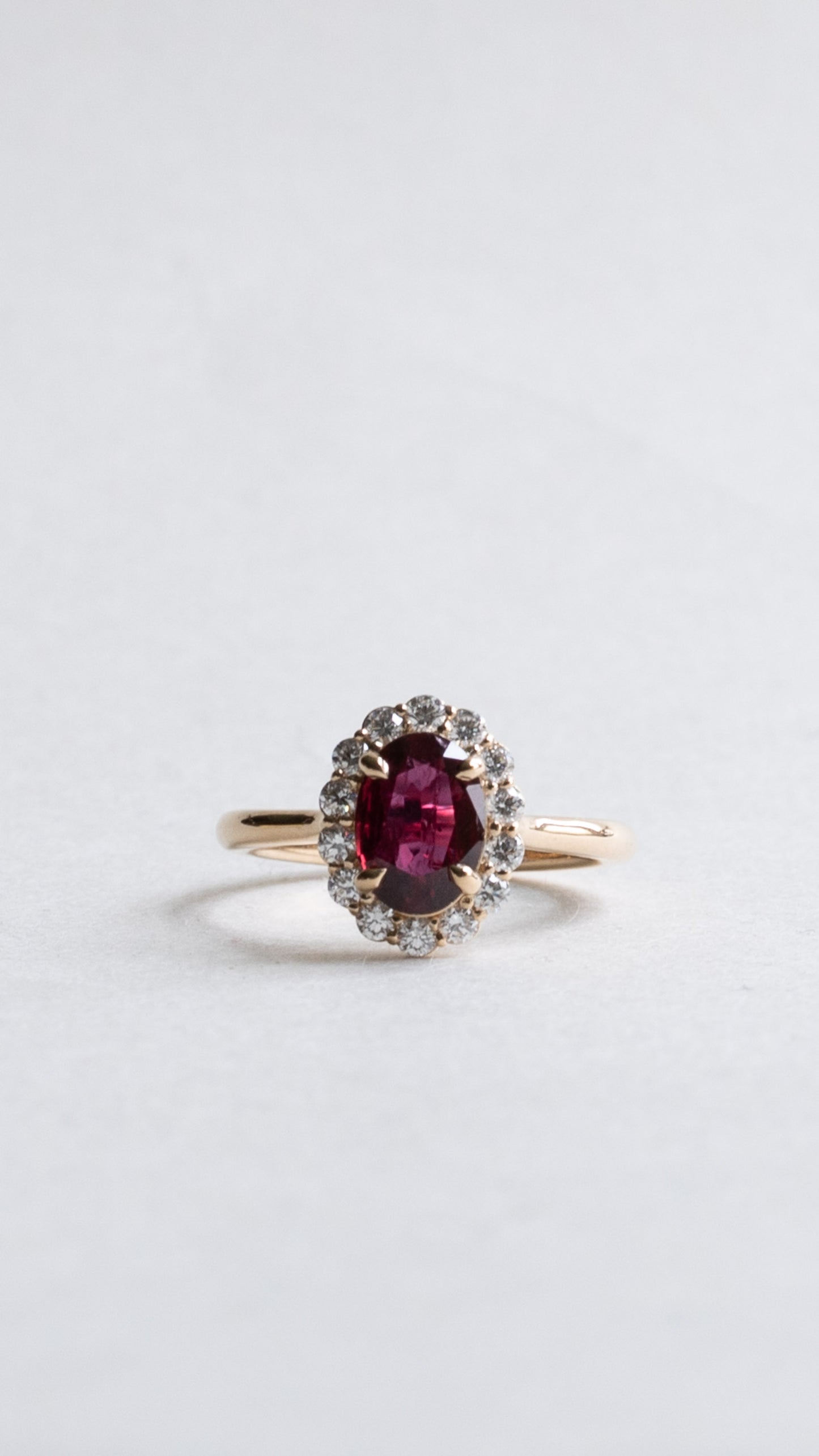 18K 1.36 CT Ruby Diamond Halo Ring