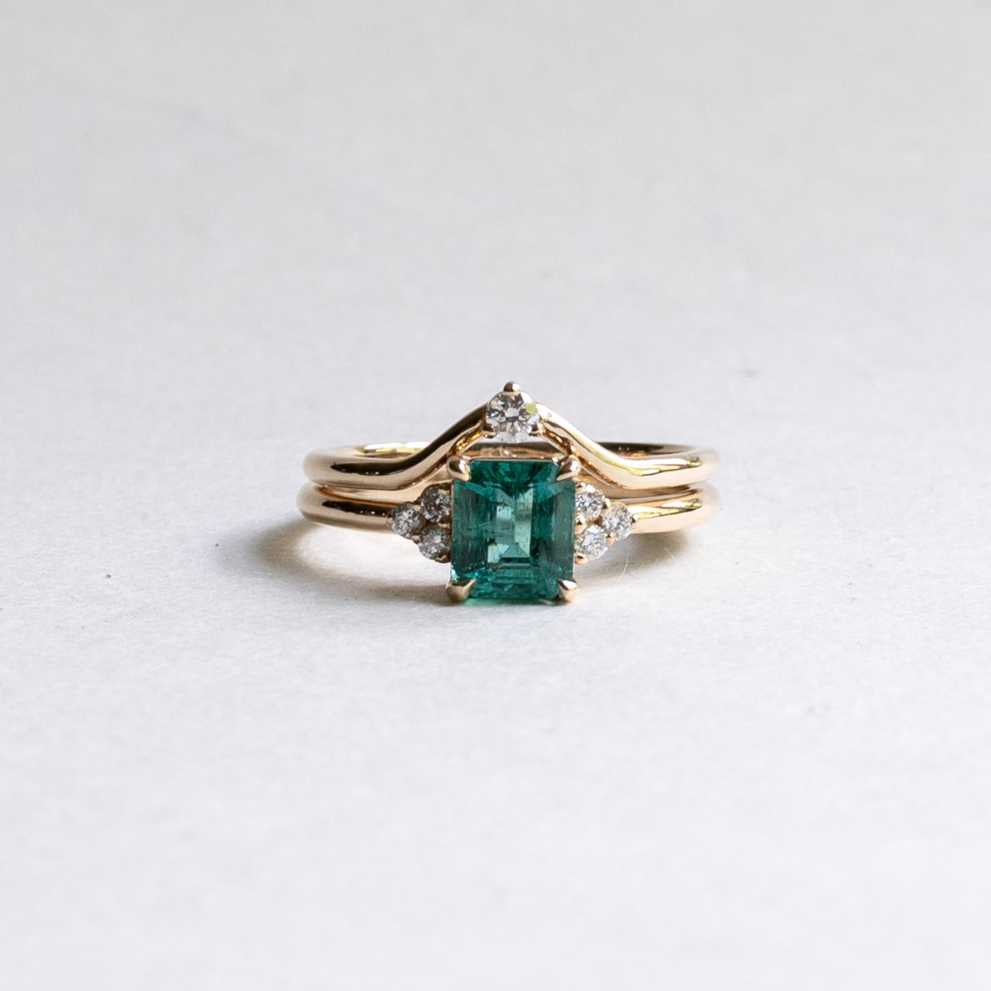 18K Emerald Diamond Ring Set