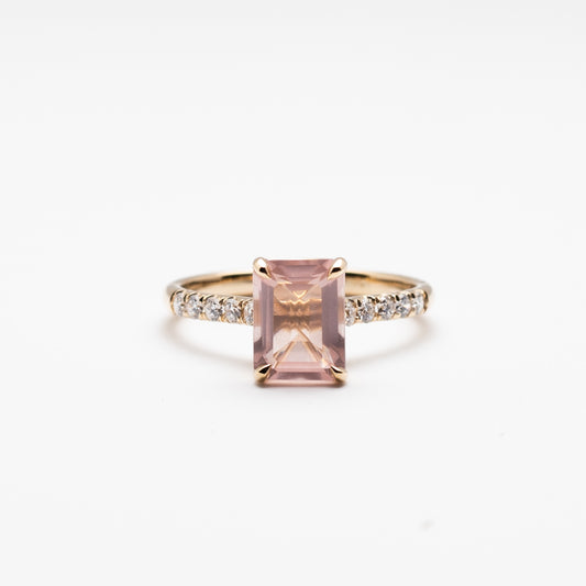 14k Gold Rose Quartz Ring with Diamond