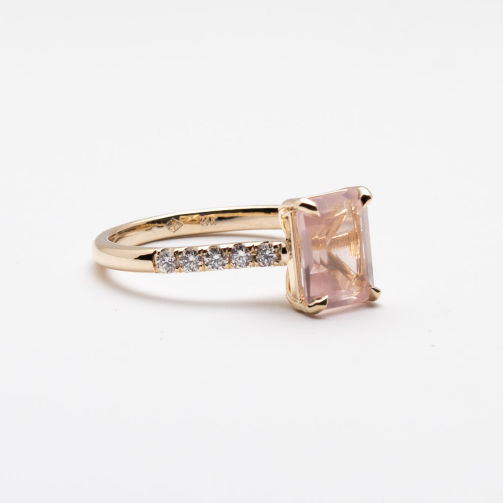 14k Gold Rose Quartz Ring with Diamond