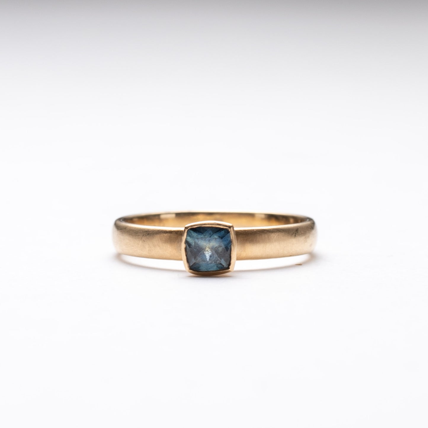 14K Montana Teal Sapphire Ring