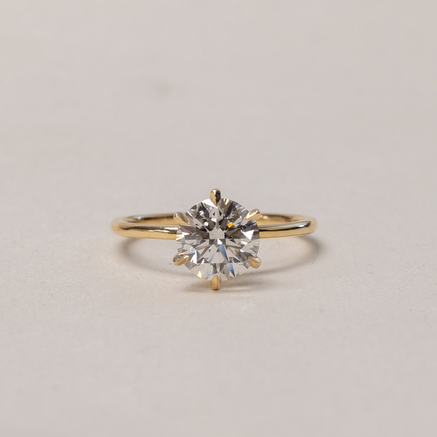 18K 2 Carat Diamond Engagement Ring