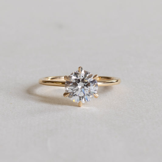 18K 2 Carat Diamond Engagement Ring