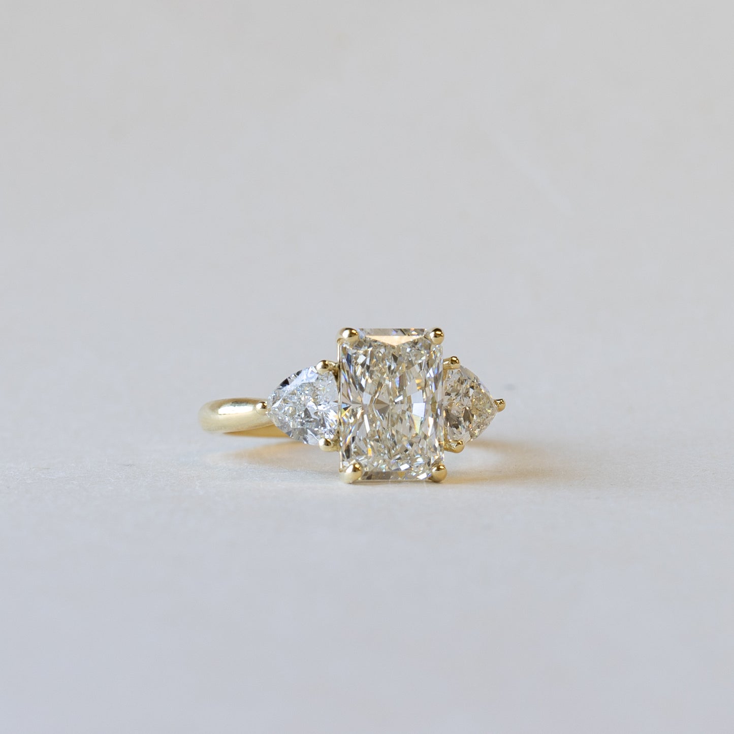 18K Yellow Gold Lab Diamond Engagement Ring, IGI Certified