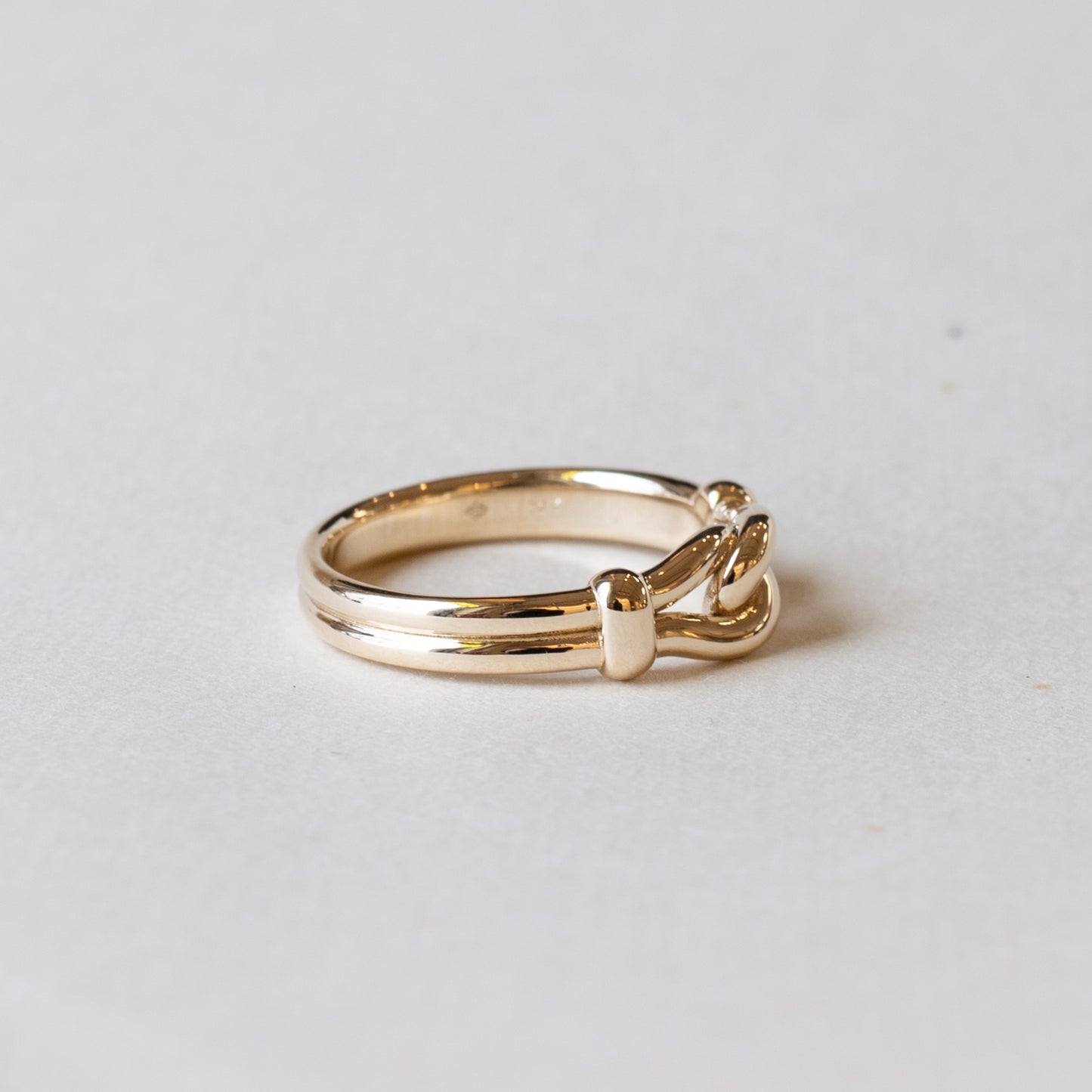 14k Yellow Gold Bucket Ring