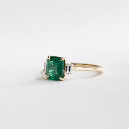 18K 1.17 ct Emerald Diamond Three Stone Ring