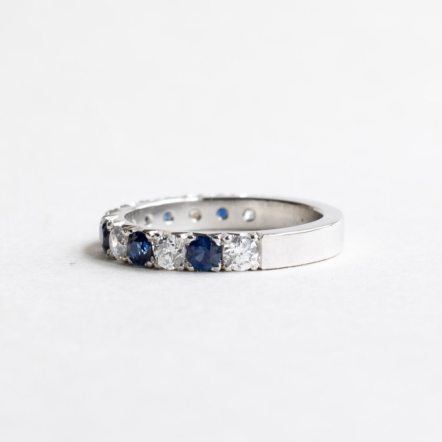 3mm Sapphire & Diamond Platinum Band