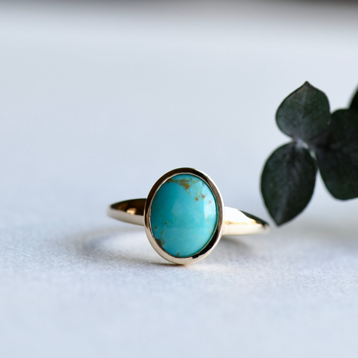 14k Yellow Gold Turquoise Cabochon Ring