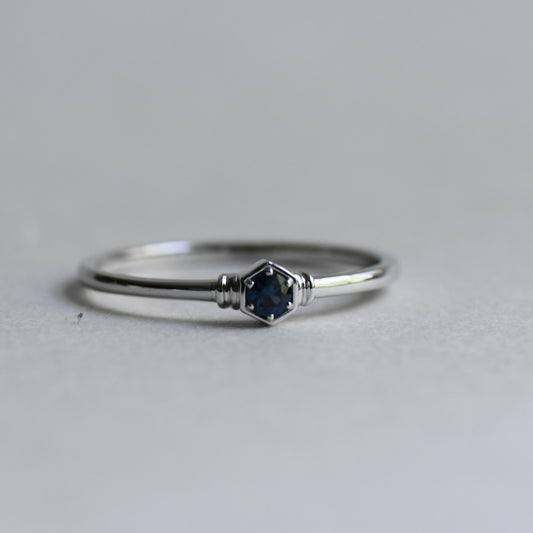 14K White Gold Blue Sapphire Solitaire Ring - Hexagon Honeycomb Design