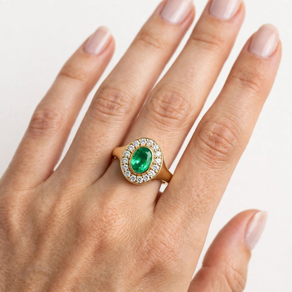 0.825 carat Emerald Signet Ring