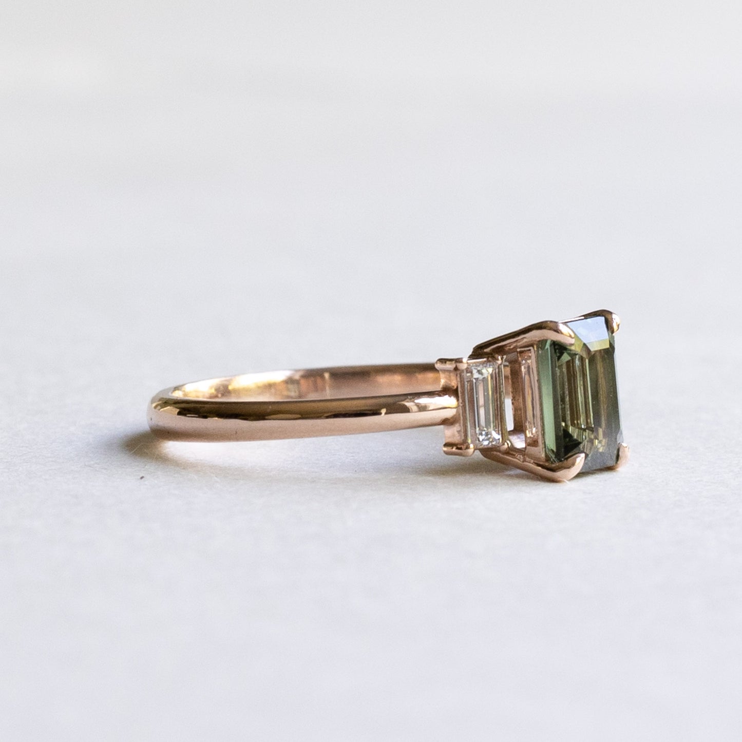14k Green Tourmaline Diamond Ring