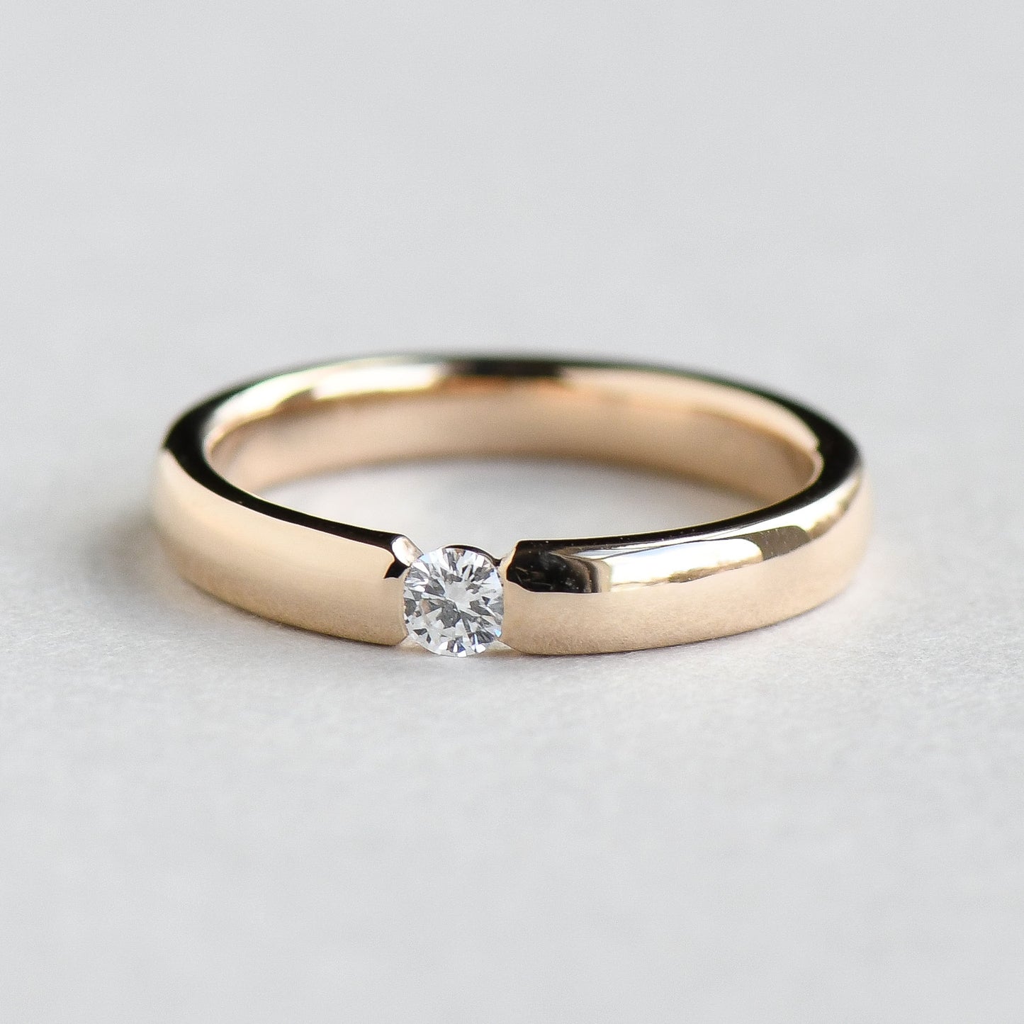 14K 0.1 Carat Single Diamond Band