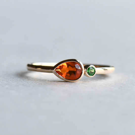 14K Fire Opal Toi et Moi Ring